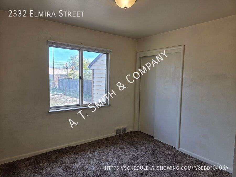 2332 Elmira St - Photo 5 of 8