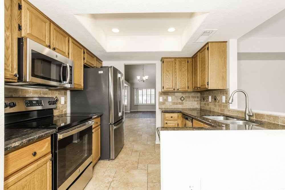 7519 W Sequoia Dr - Photo 7 of 17