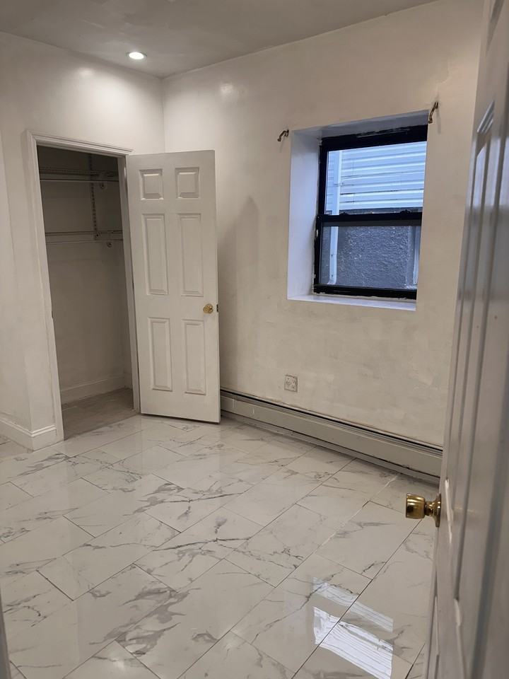 667 Linwood Street #1 - Photo 4 of 9