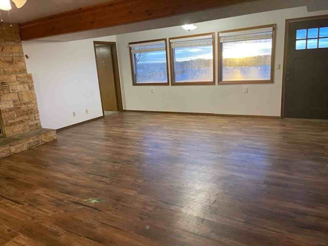 310 N Crestview Dr #B - Photo 5 of 23