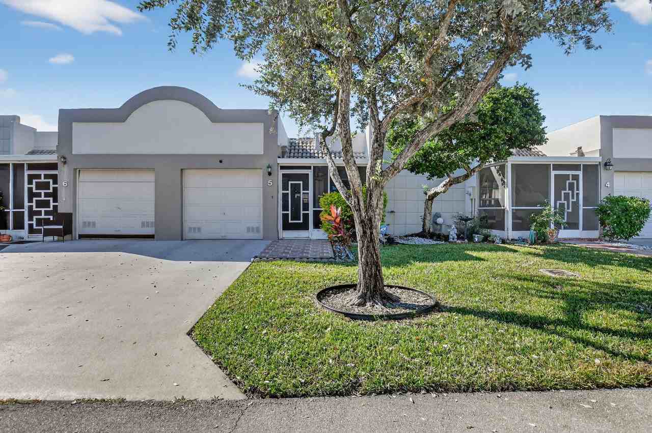 18731 Stewart Cir #18731-5 - Photo 5 of 32