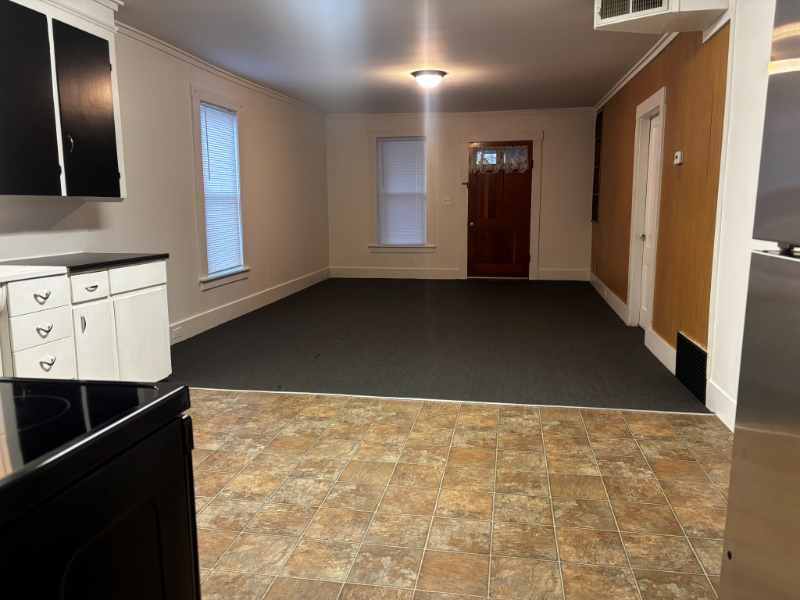 47 Elkins St ##B - Photo 6 of 19