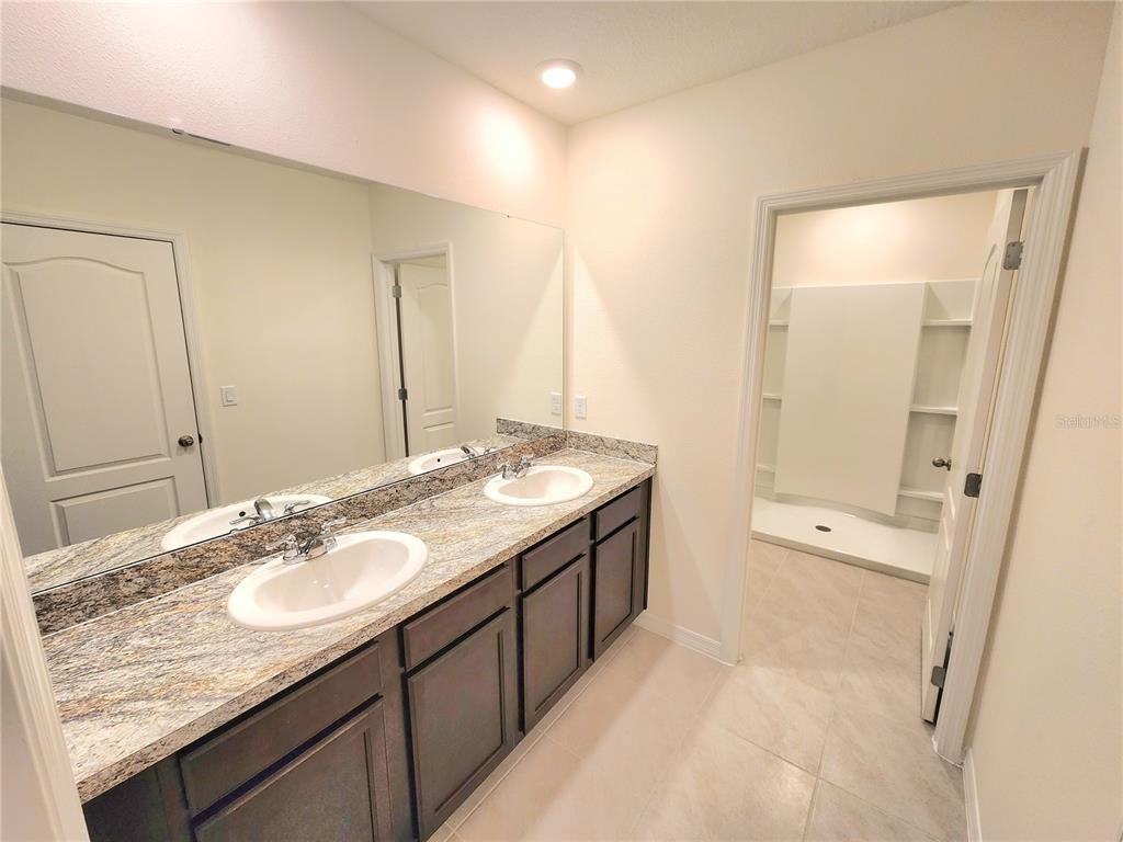 1141 Blue Jay Drive #1141 - Photo 5 of 39