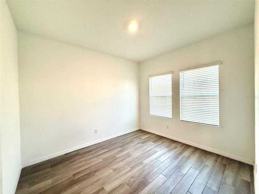 2078 Derwent Drive #2078 - Photo 4 of 19