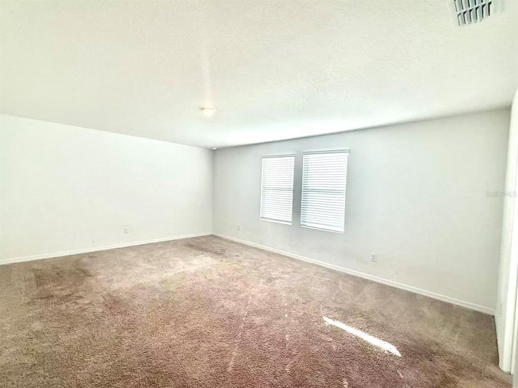 2078 Derwent Drive #2078 - Photo 5 of 19