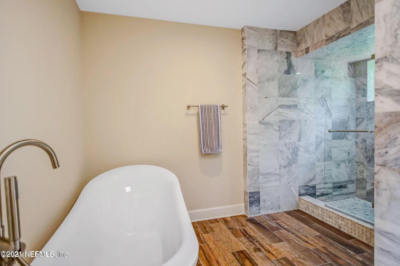 4401 Cypress Creek Drive #4401 - Photo 7 of 44