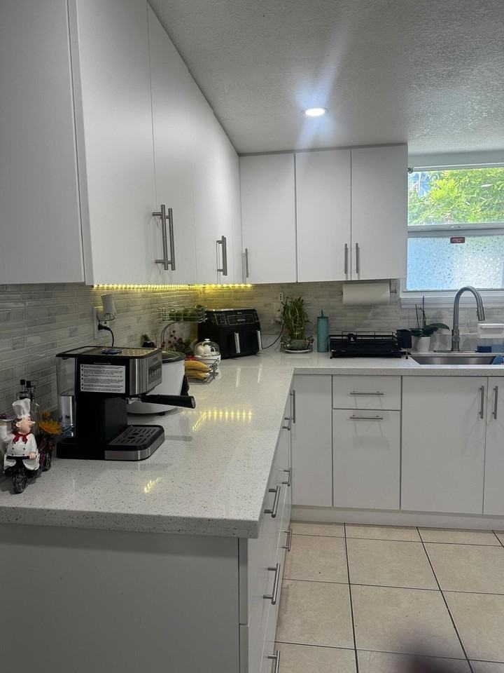 626 South Pine Street #626 - Photo 3 of 25