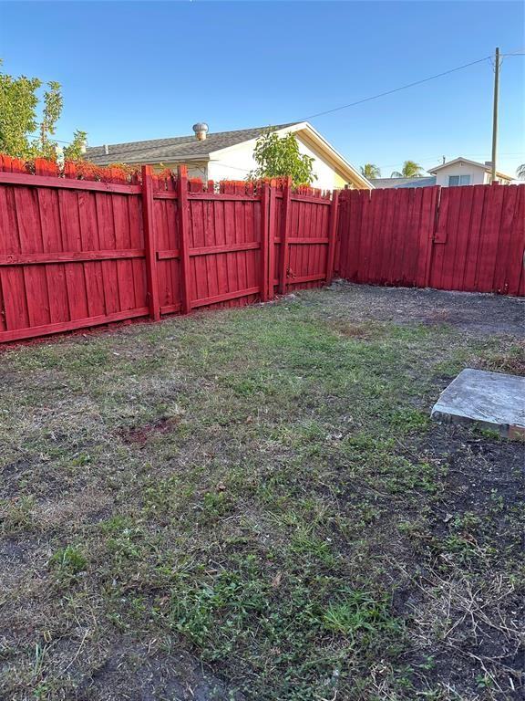 1213-1217 Southwest 3rd Avenue #1213-1215 - Photo 6 of 8