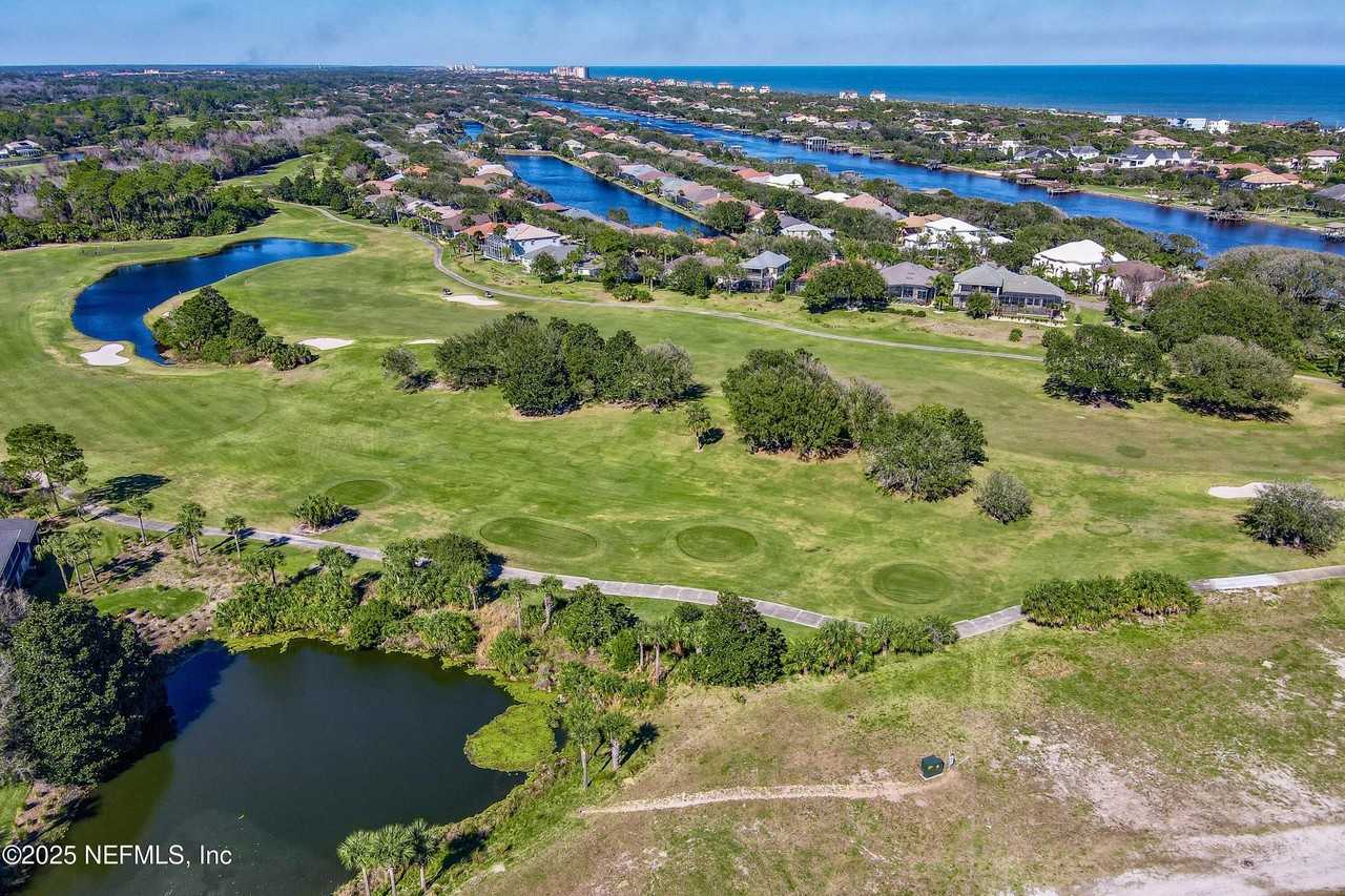 9 Creek Side Drive #9 - Photo 5 of 35