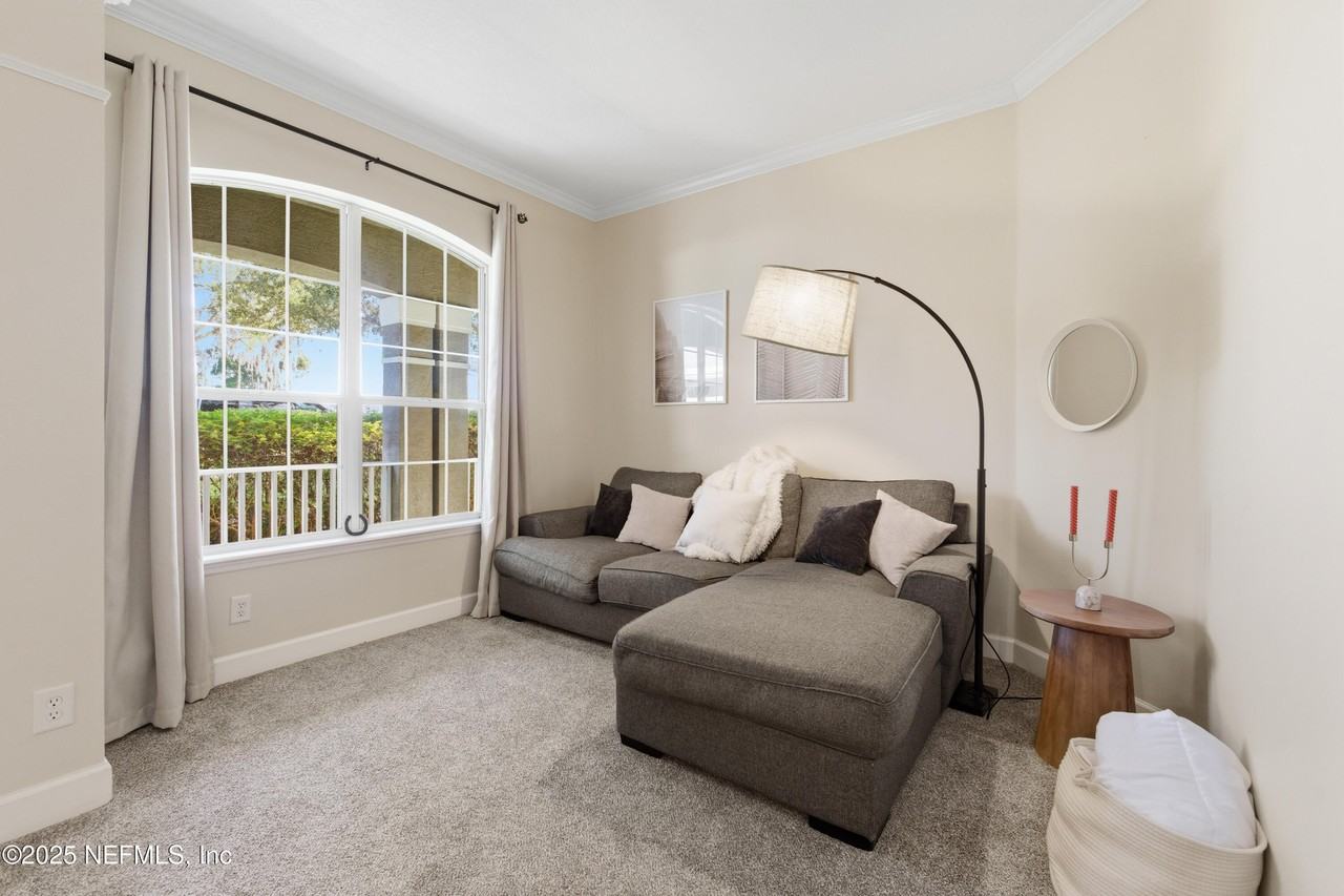 9 Creek Side Drive #9 - Photo 6 of 35