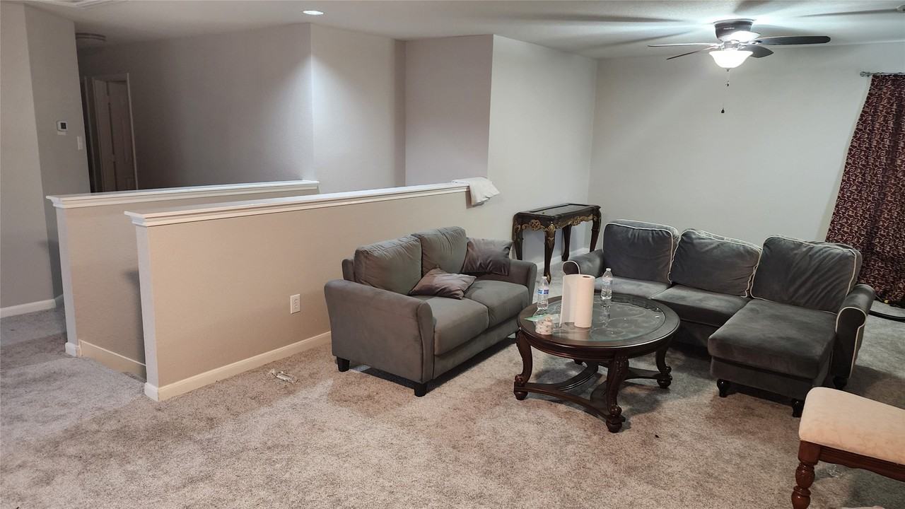 22207 Greengate Drive #22207 - Photo 5 of 28