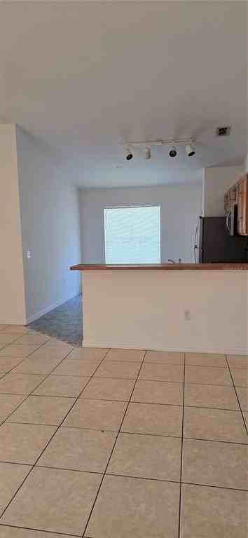 120 Reserve Dr #120 - Photo 6 of 12