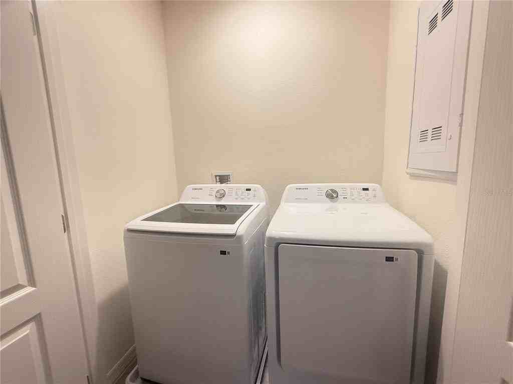 1727 Wooden St #1727 - Photo 6 of 12