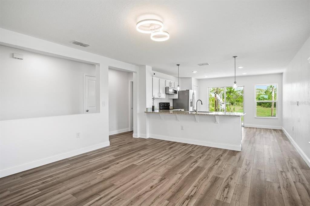 212 Miles Ct #212 - Photo 7 of 25