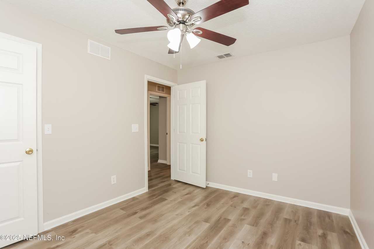 3750 Warwick St #3750 - Photo 5 of 15