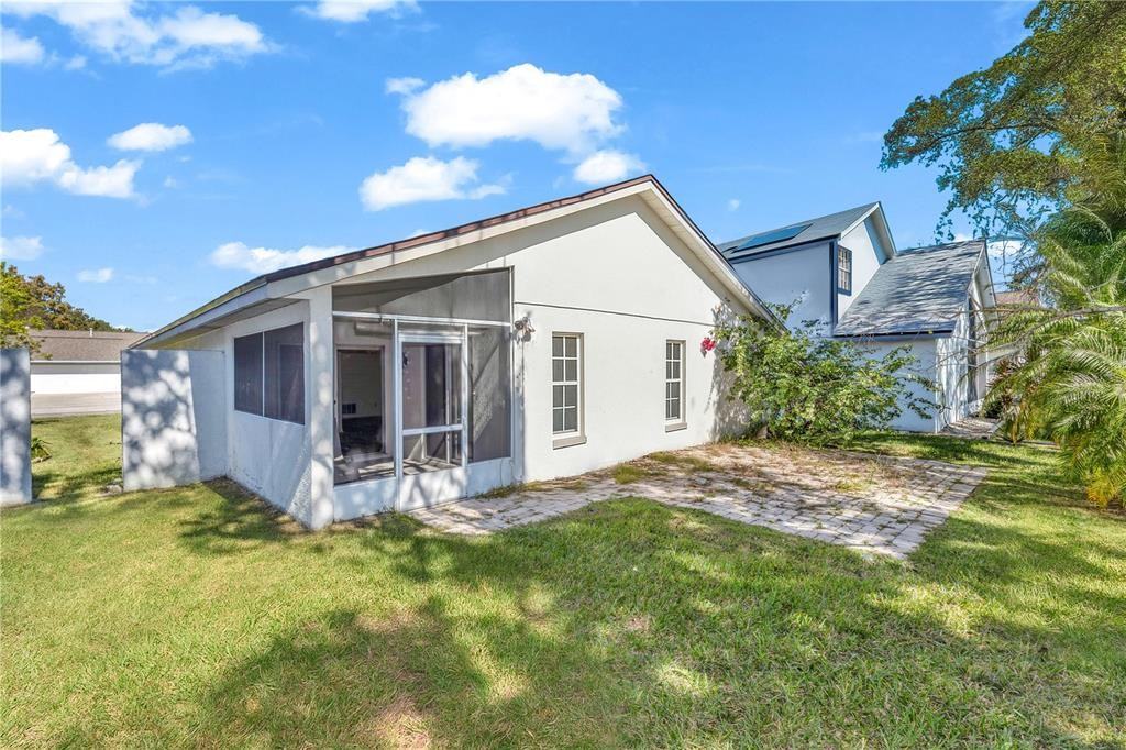 5910 Petunia Lane #5910