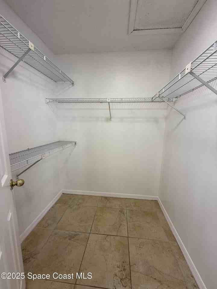 4900 Volusia Ave #4900 - Photo 7 of 25