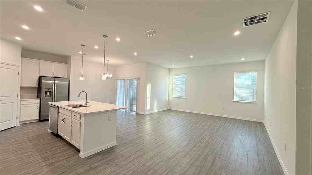 1315 Normandy Dr #1315 - Photo 3 of 28