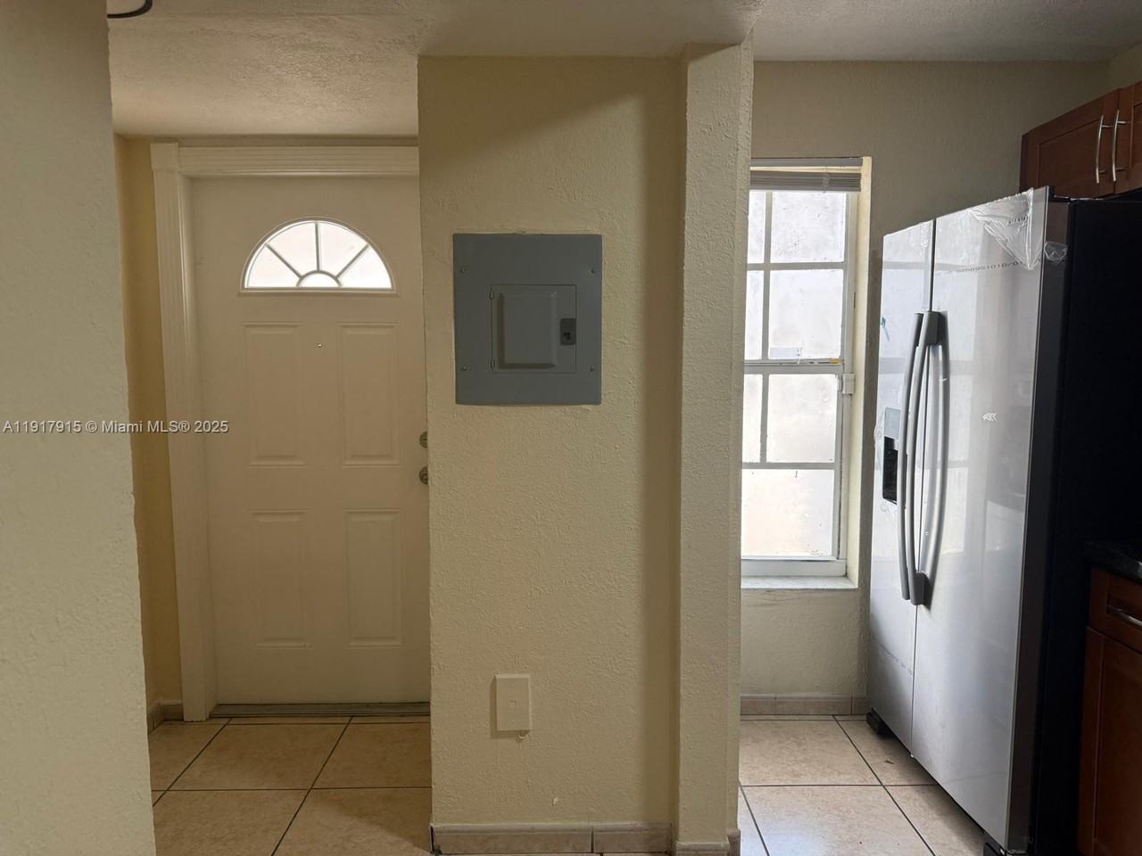 2310 W 60th St #23109G - Photo 2 of 14