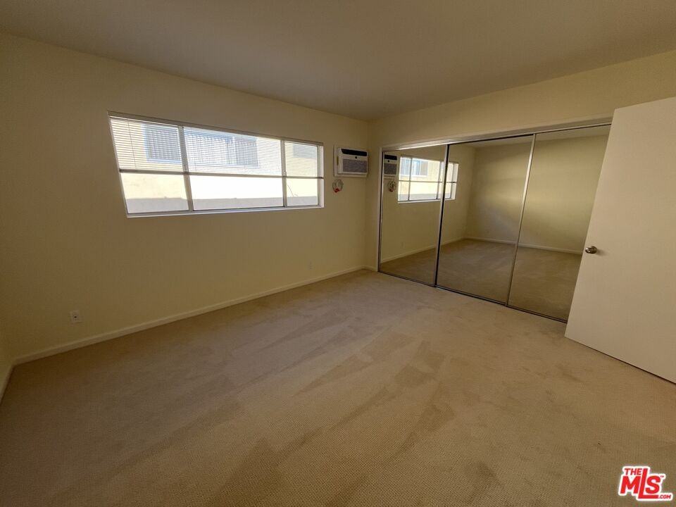 11937 Darlington Ave #11937-4 - Photo 5 of 22