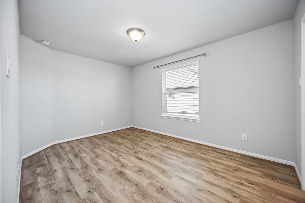 5914 Prince Place Dr #5914 - Photo 2 of 42