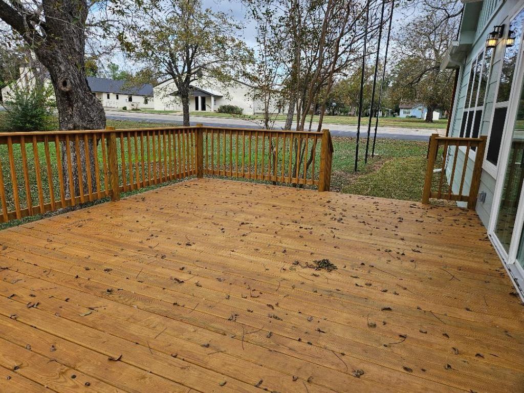 700 N Avenue C #700 - Photo 7 of 35