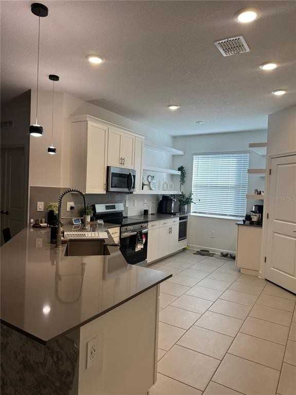 4374 Eastminster Rd #4374 - Photo 2 of 20