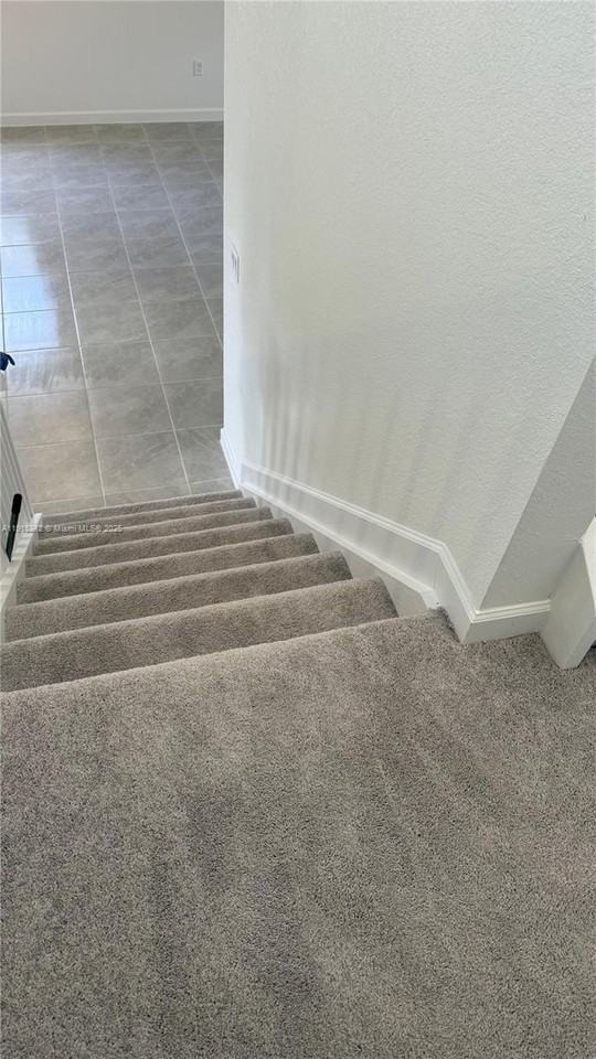 2984 Se 23rd Ave #2984 - Photo 3 of 32