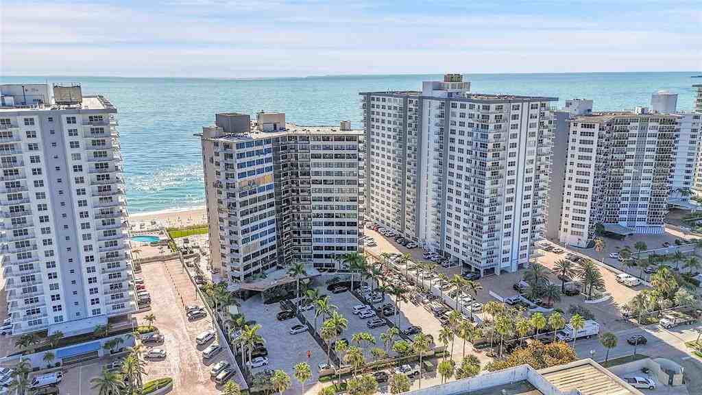 3800 Galt Ocean Dr #3800-807 - Photo 4 of 33