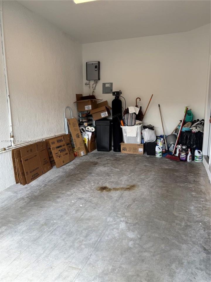 33170 Miami-Dade County - Photo 7 of 26