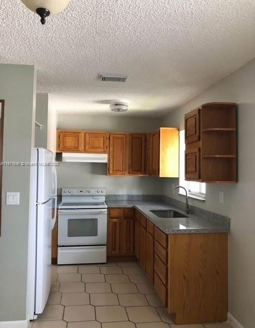 33174 Sweetwater #10765-7 - Photo 2 of 2