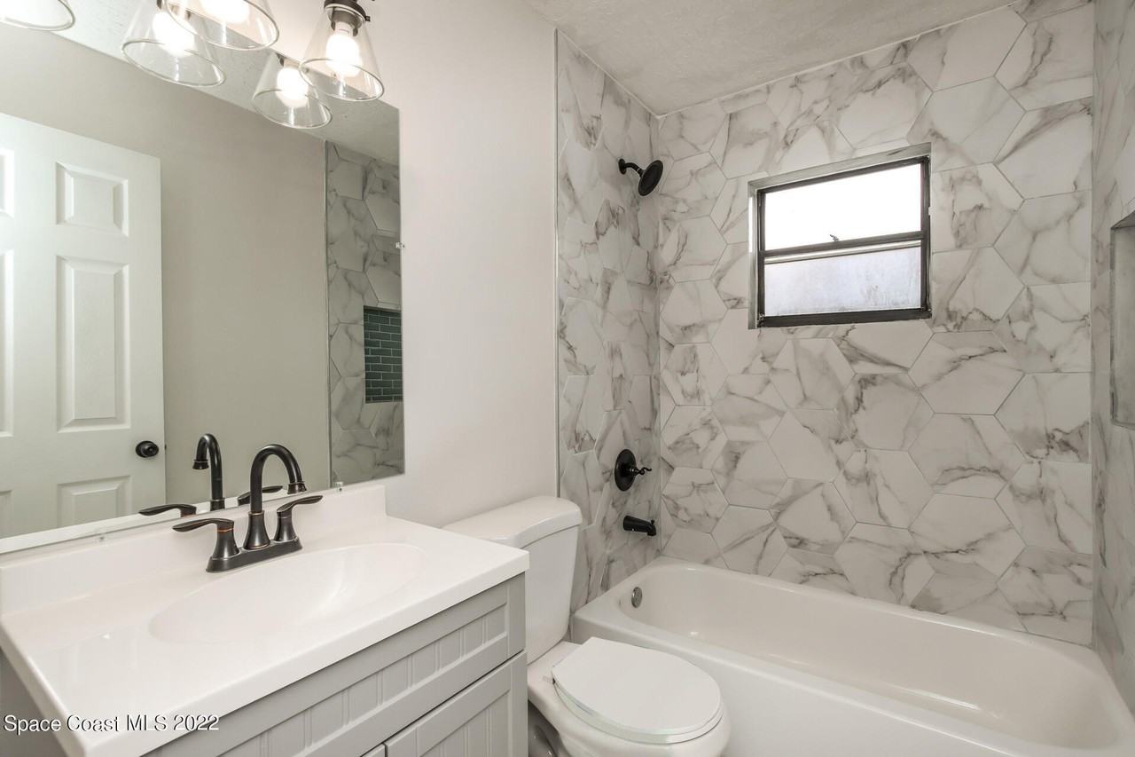 764 Gelaso St Sw #764 - Photo 6 of 16