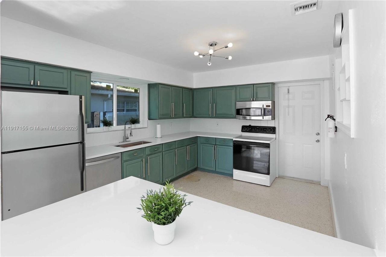 39 Se 13th Ter #39 - Photo 5 of 14