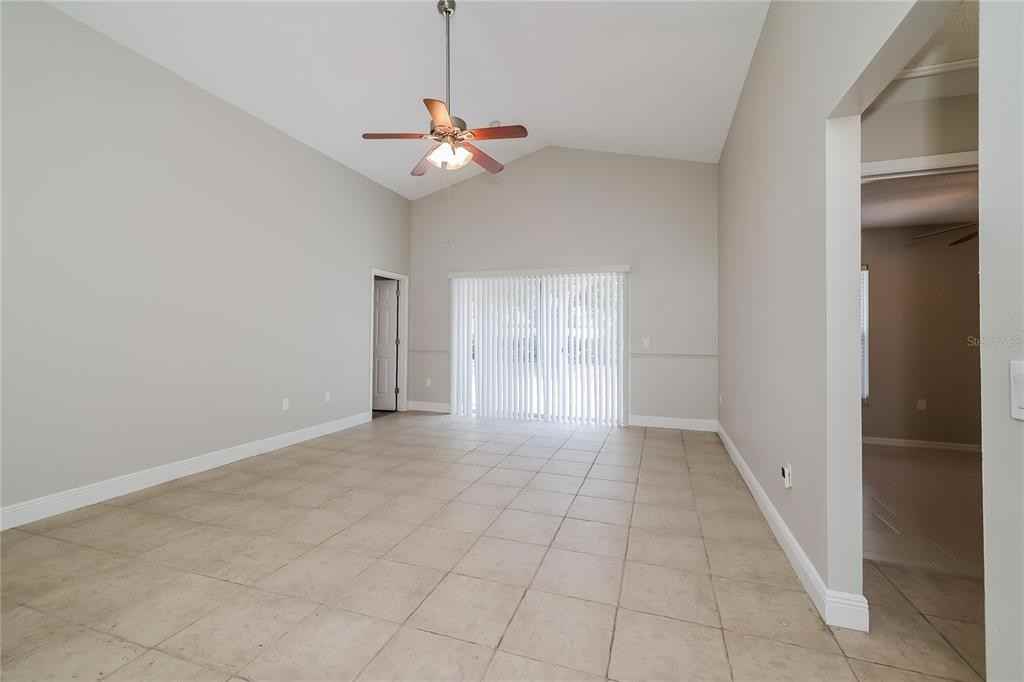 417 Peppermill Cir #417 - Photo 4 of 16