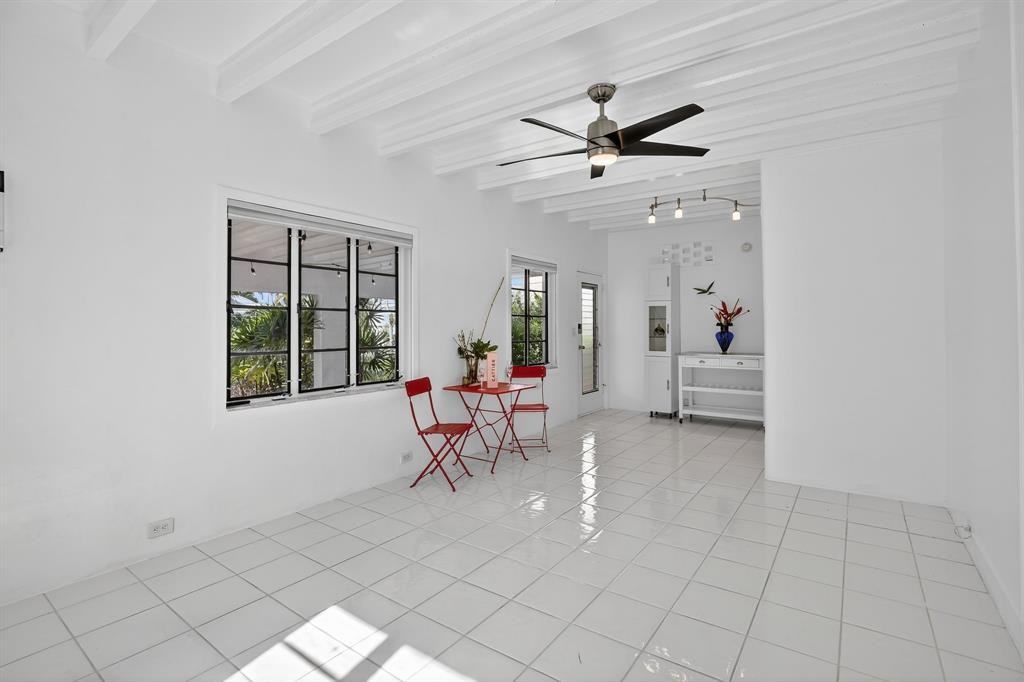 501 Sw 5th St #501-13 - Photo 4 of 45