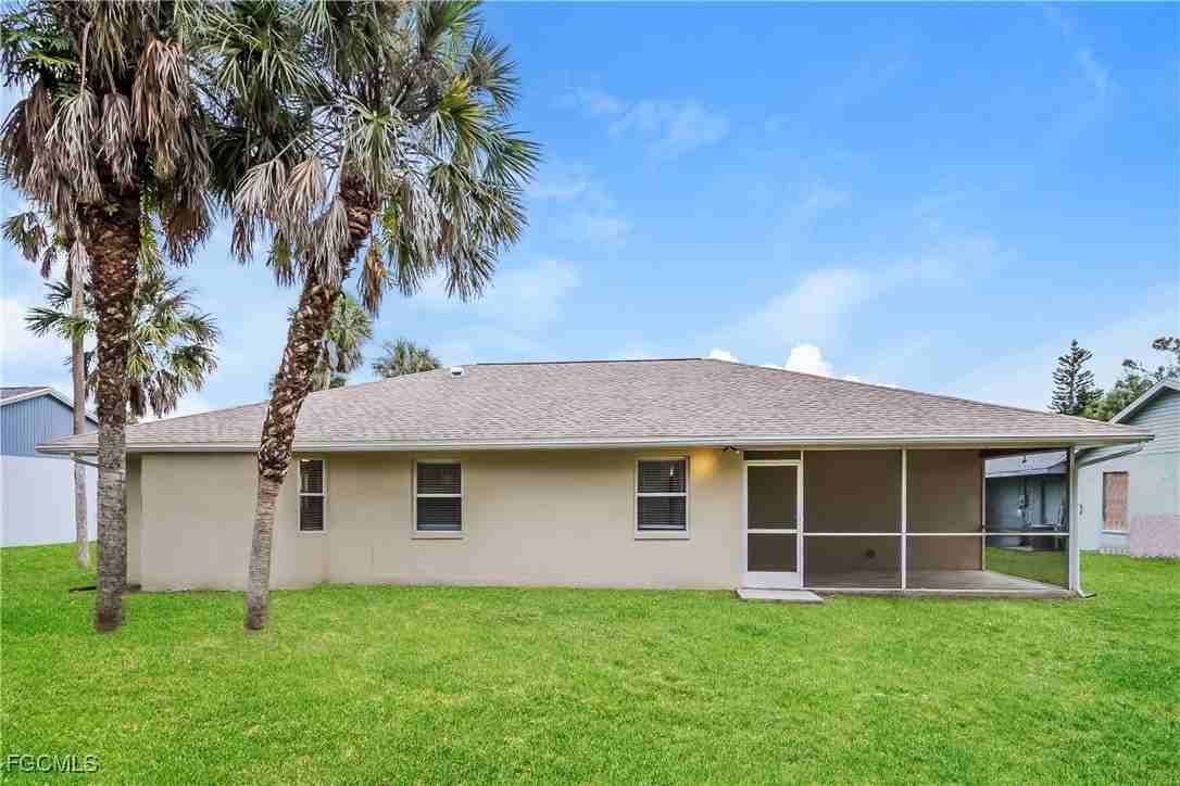 1401 Kirkwood St #1401 - Photo 4 of 16