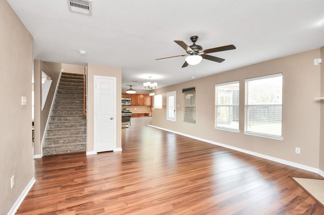 1118 Desert Palms Ln #1118 - Photo 3 of 28