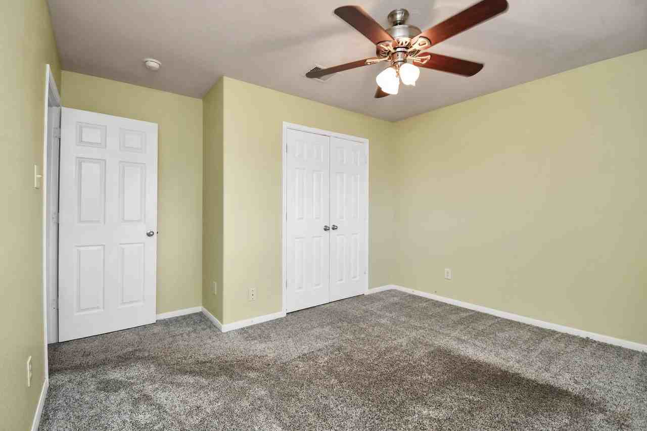 1118 Desert Palms Ln #1118 - Photo 5 of 28