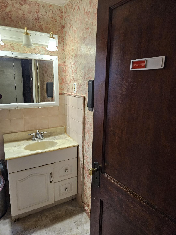 3730 Erie Street - Photo 2 of 14