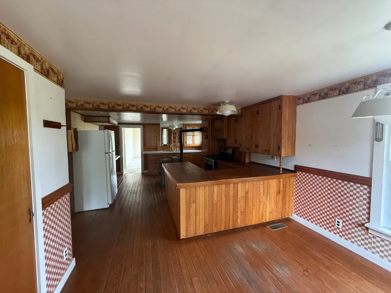 23217 Village Road - Photo 3 of 20