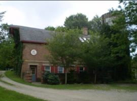 featured image of 1906 South Pennsylvania Avenue