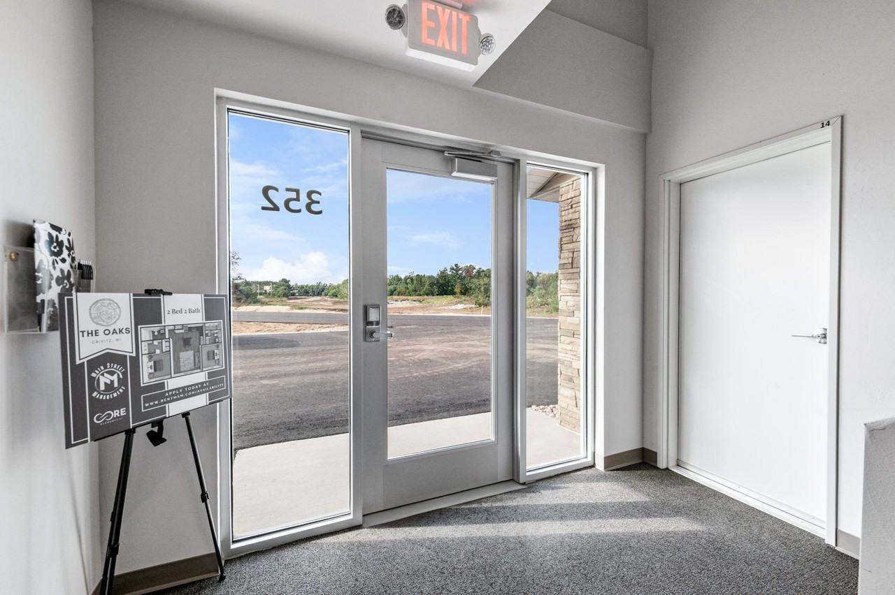 The Oaks in Crivitz - Photo 7 of 35