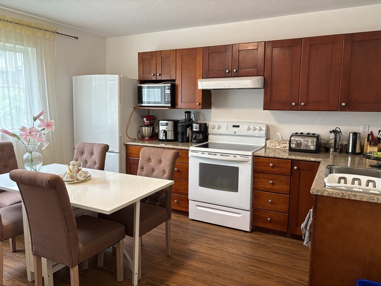 10848 129A Street - Photo 4 of 18