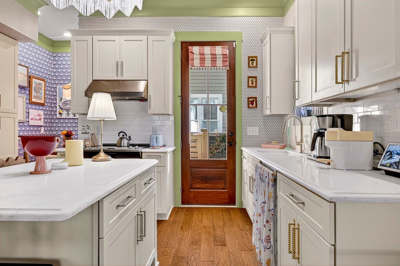 214 W Gwinnett St #NA - Photo 7 of 22