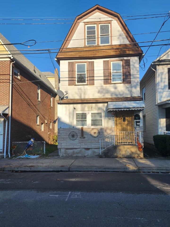 905 Market Street #2 - Photo 2 of 11