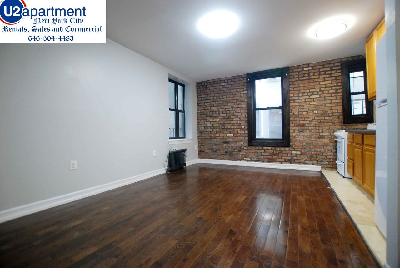 1490 Park Place #4 - Photo 2 of 17