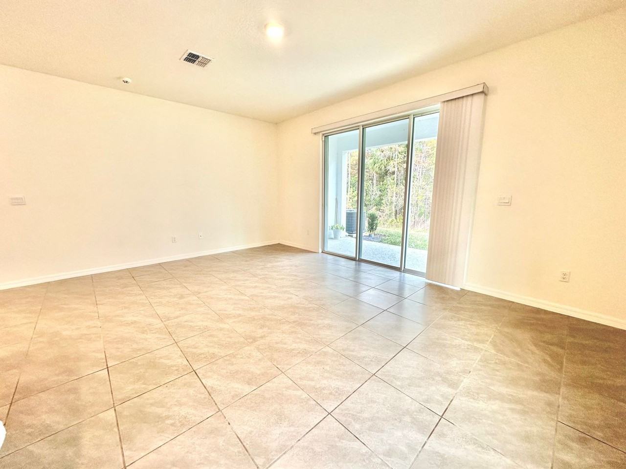 230 Reena Dr - Photo 4 of 27