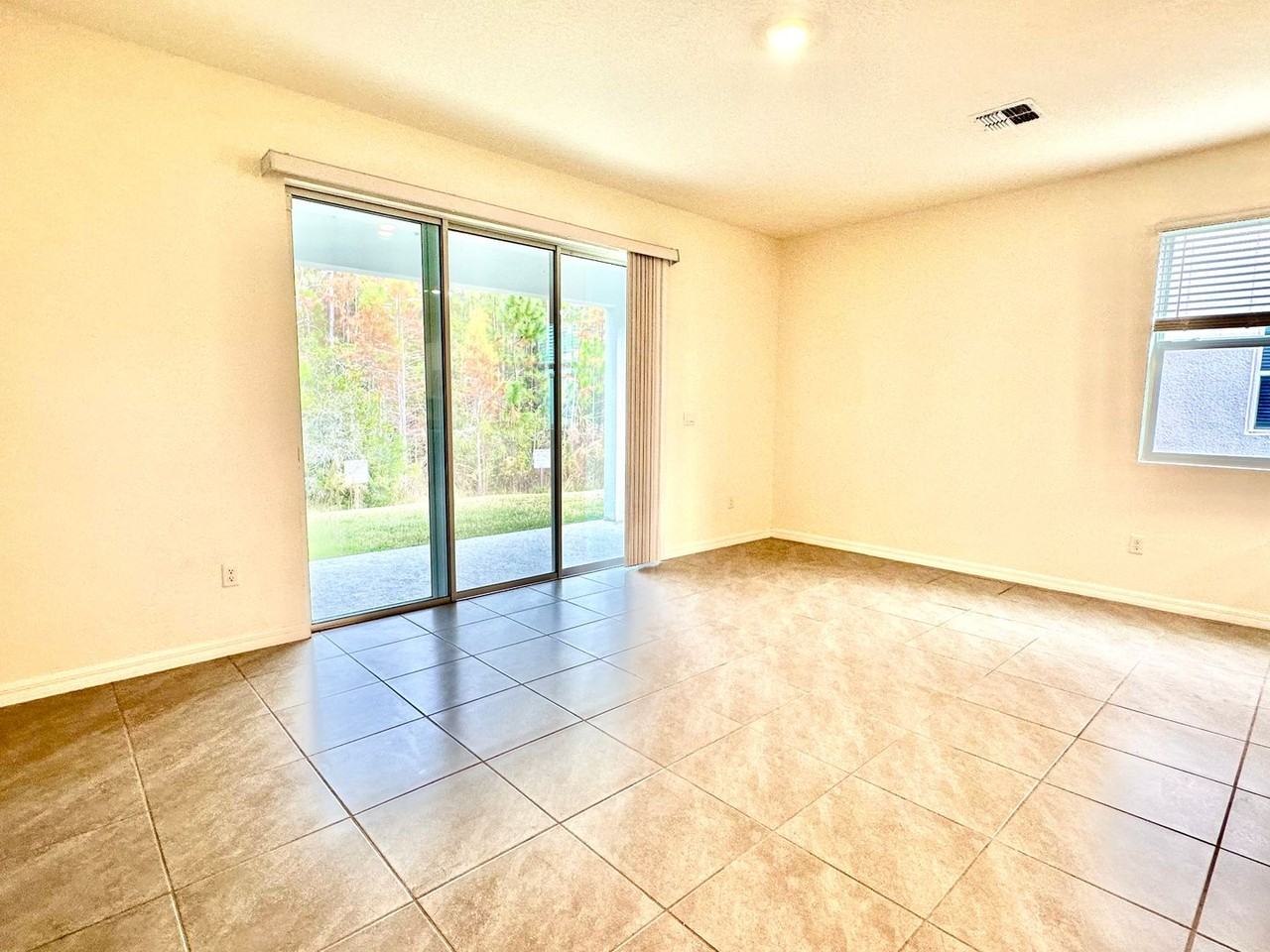 230 Reena Dr - Photo 6 of 27