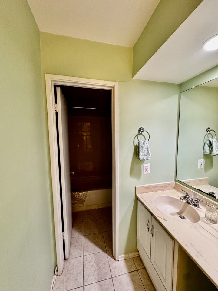 9416 Fern Hollow Way #9416 - Photo 6 of 9