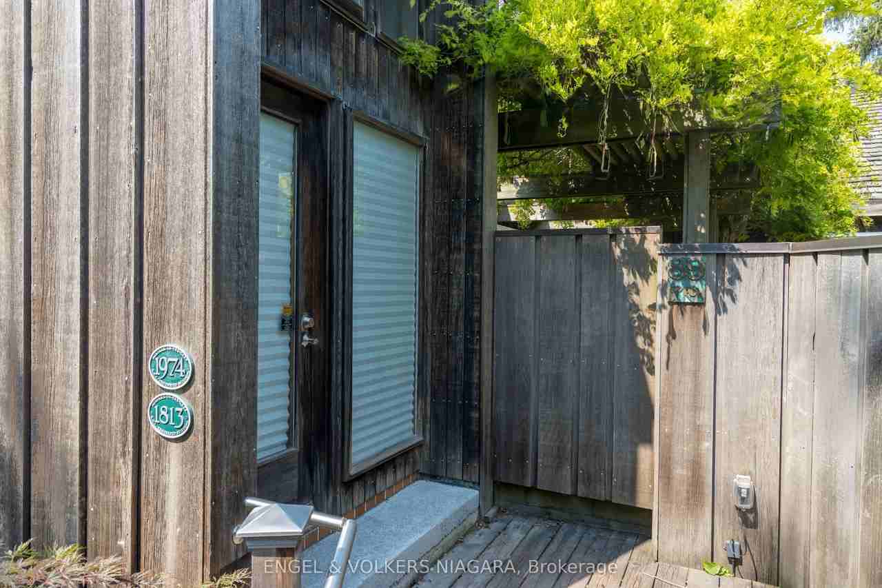 89 Byron St - Photo 3 of 34